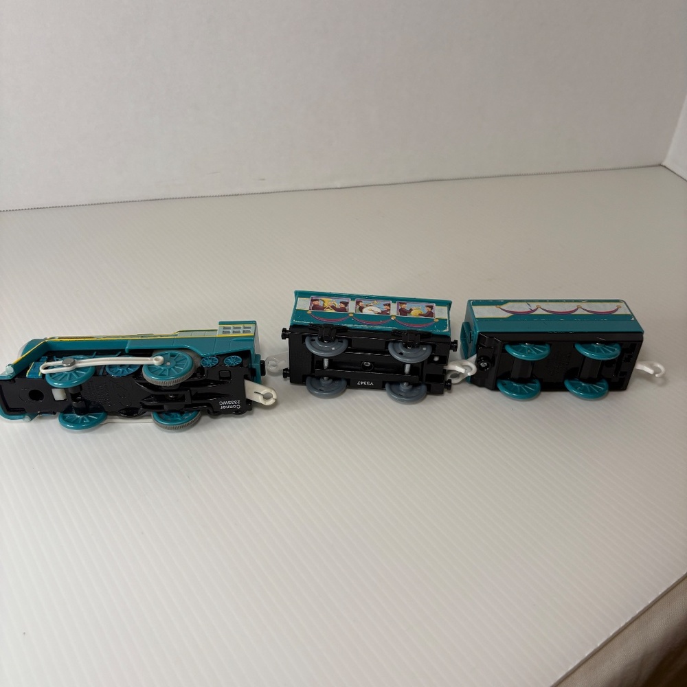 Thomas & Friends Connor TrackMaster Motorized Train Engine Passenger Coach WORKS - Picture 7 of 10